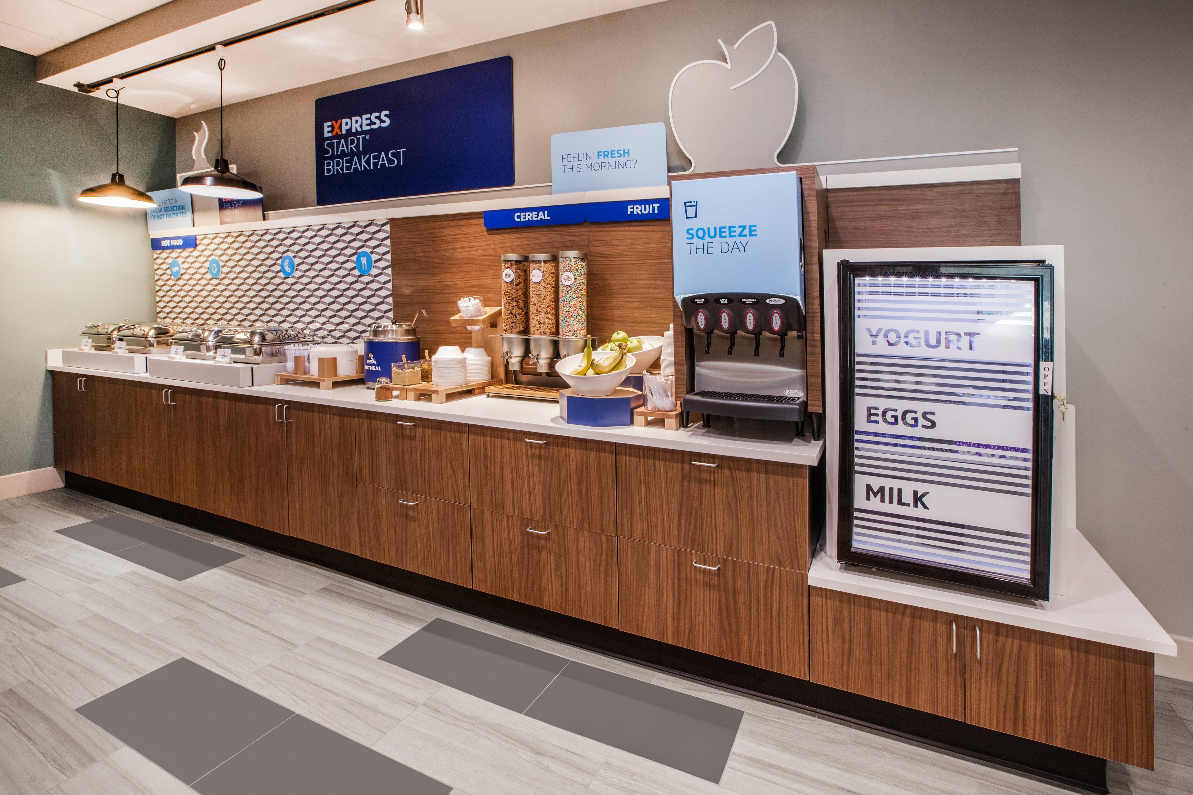Holiday Inn Express & Suites - North Brunswick By Ihg Екстериор снимка