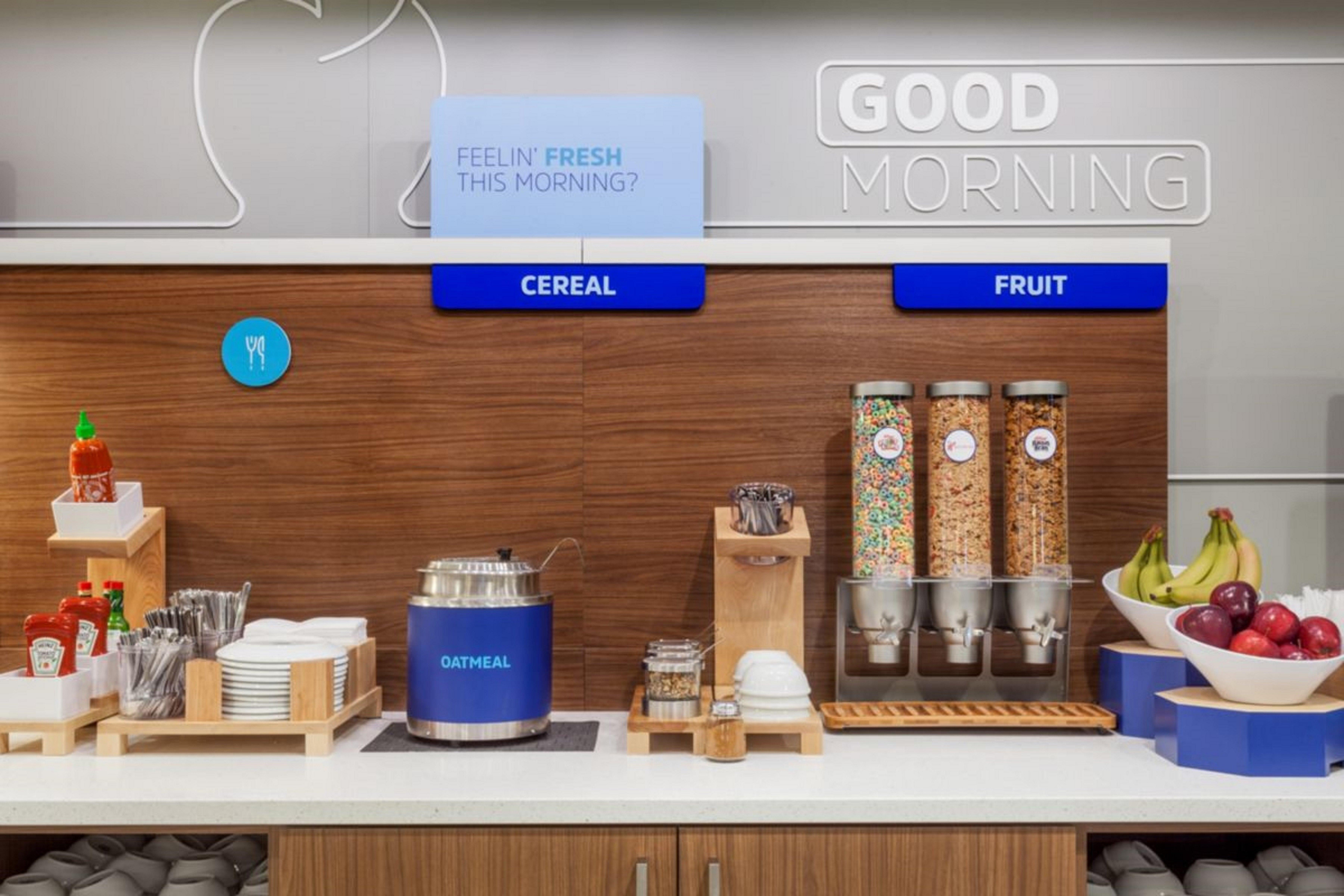 Holiday Inn Express & Suites - North Brunswick By Ihg Екстериор снимка