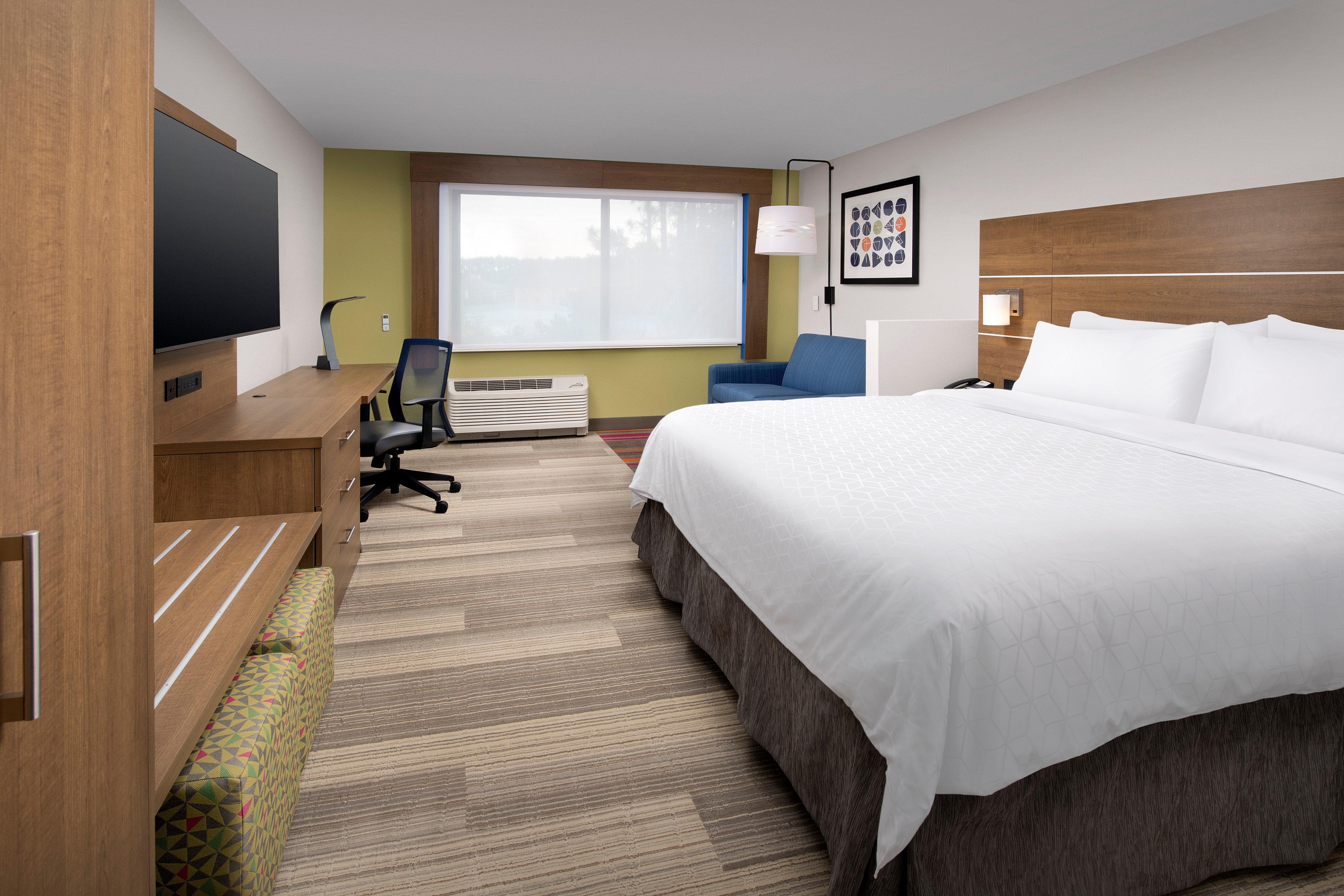 Holiday Inn Express & Suites - North Brunswick By Ihg Екстериор снимка