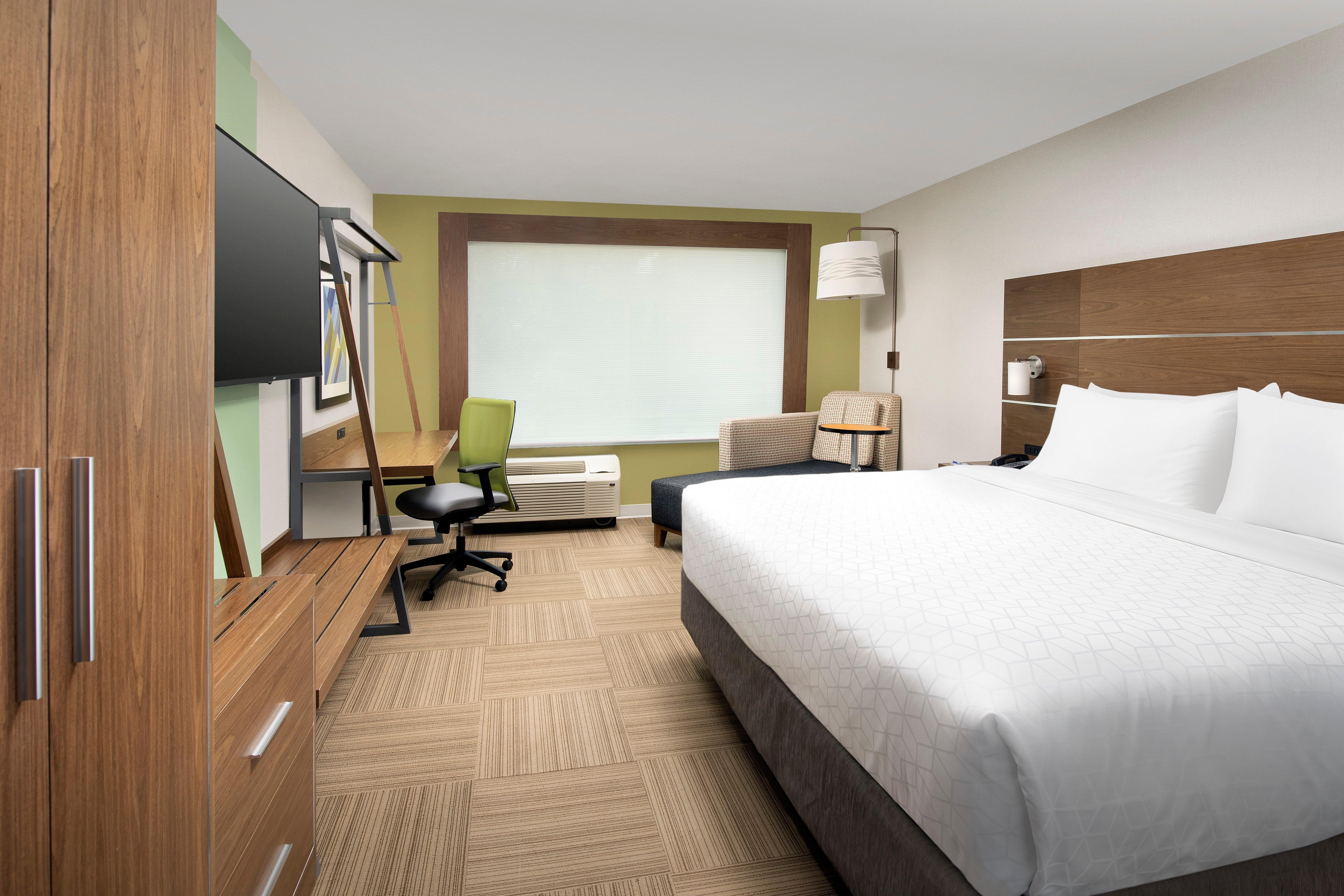 Holiday Inn Express & Suites - North Brunswick By Ihg Екстериор снимка